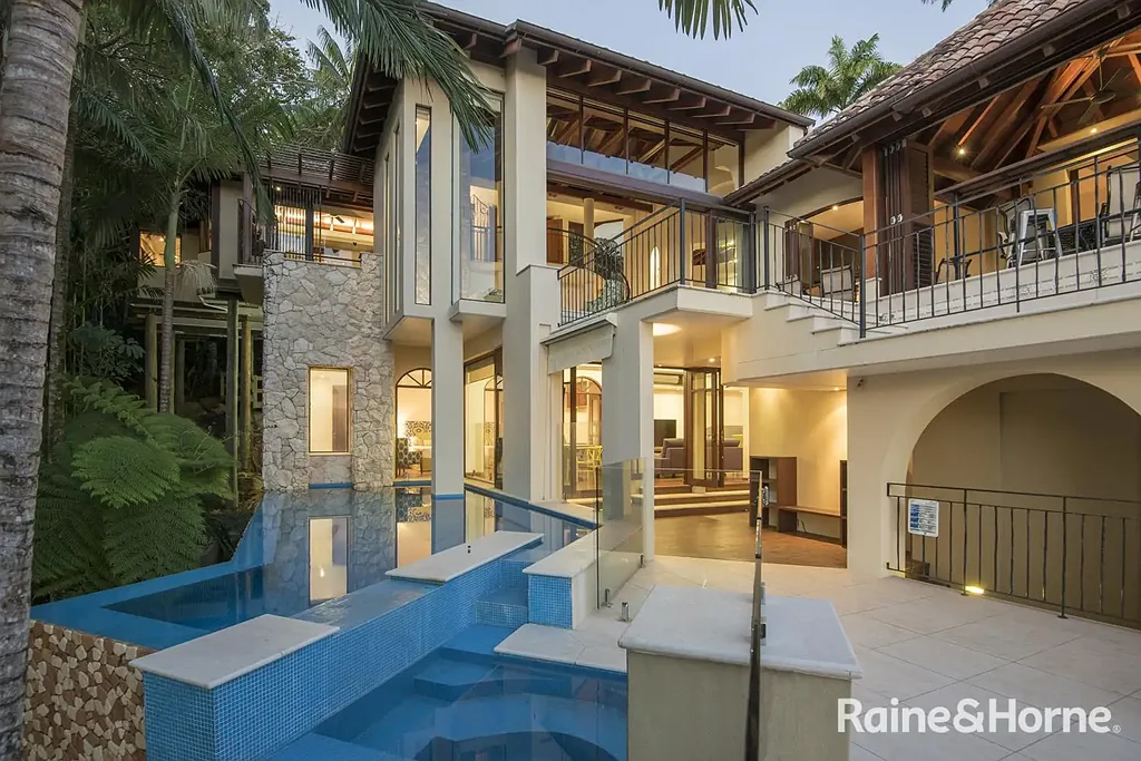 Port Douglas 4ਬੈੱਡਰੂਮ "VILLA AMAN" ~ Timeless Elegance, Absolute Privacy & Unmatched Seclusion.
