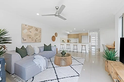 3/18 Tian Crescent, Upper Coomera