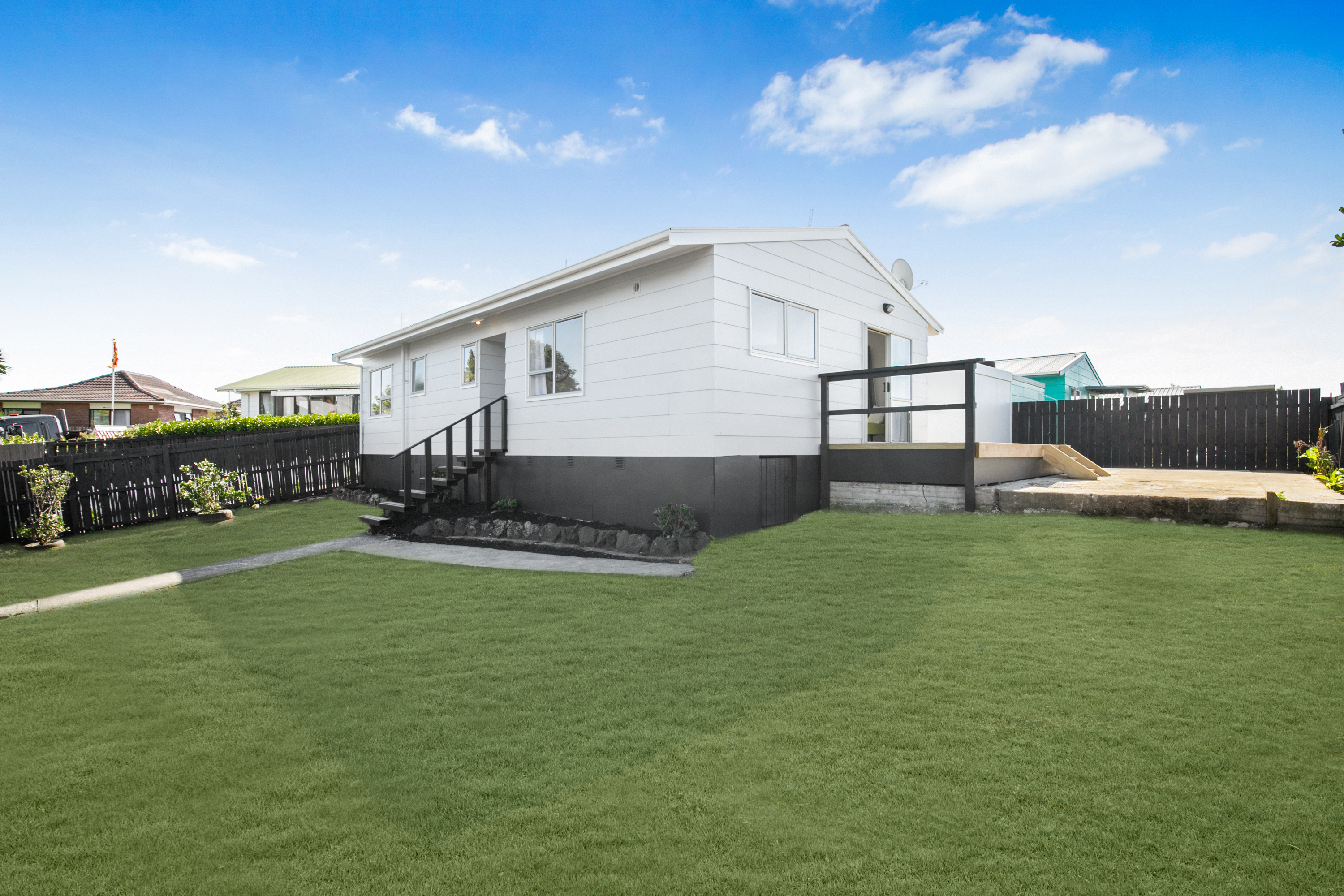 1/10 Kennington Drive, Clendon Park, Auckland - Manukau, 3房, 1浴