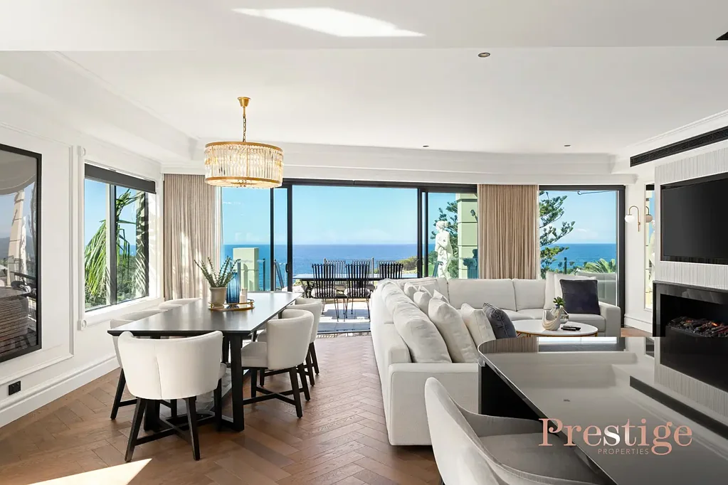 Terrigal 3 Bedroom North-East-Facing Penthouse in the Heart of Terrigal
