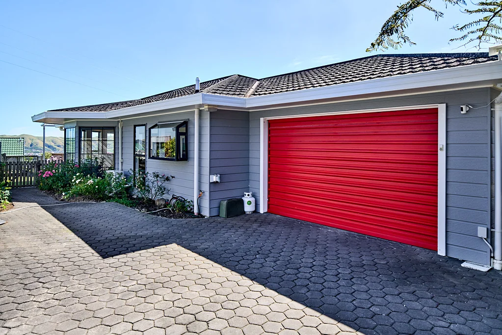 12b Kentwood Drive, Woodridge, Wellington