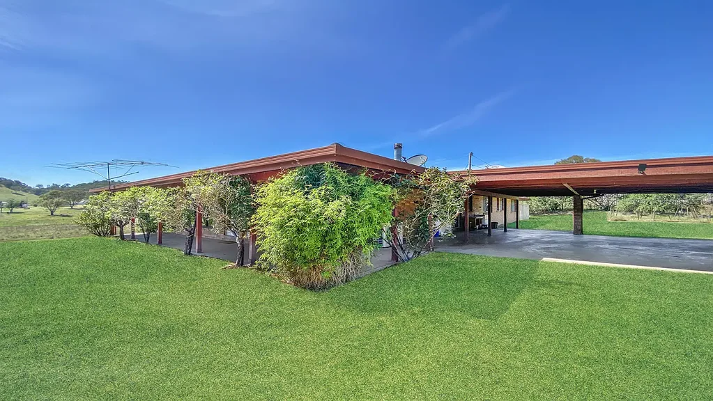 Rural Homestead Residence
