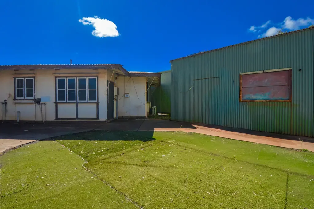 South Hedland 3房  BIG BLOCK – BIG SHED - POTENTIAL FOR A SECOND DWELLING