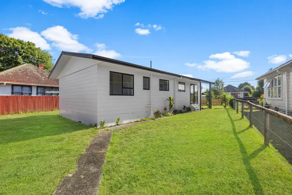 Otara 3ਬੈੱਡਰੂਮ Fully Renovated Home – Motivated Seller!