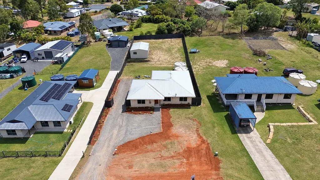 Apple Tree Creek 3 Bedroom WHY BUILD WHEN YOU CAN BUY?