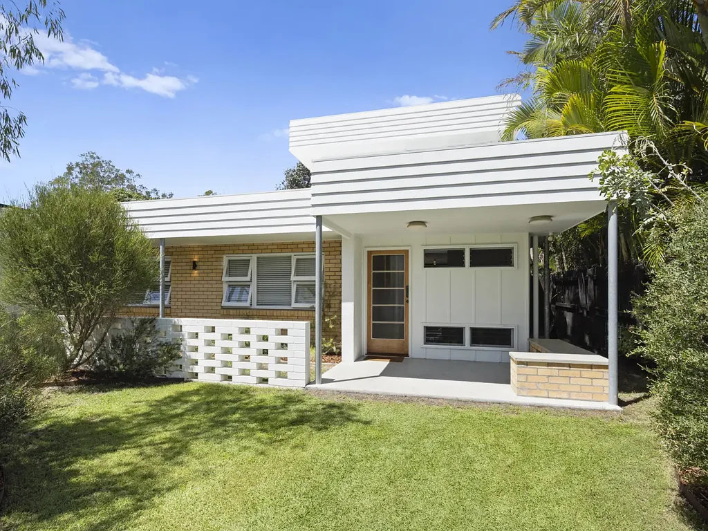 Large family home! Unfurnished