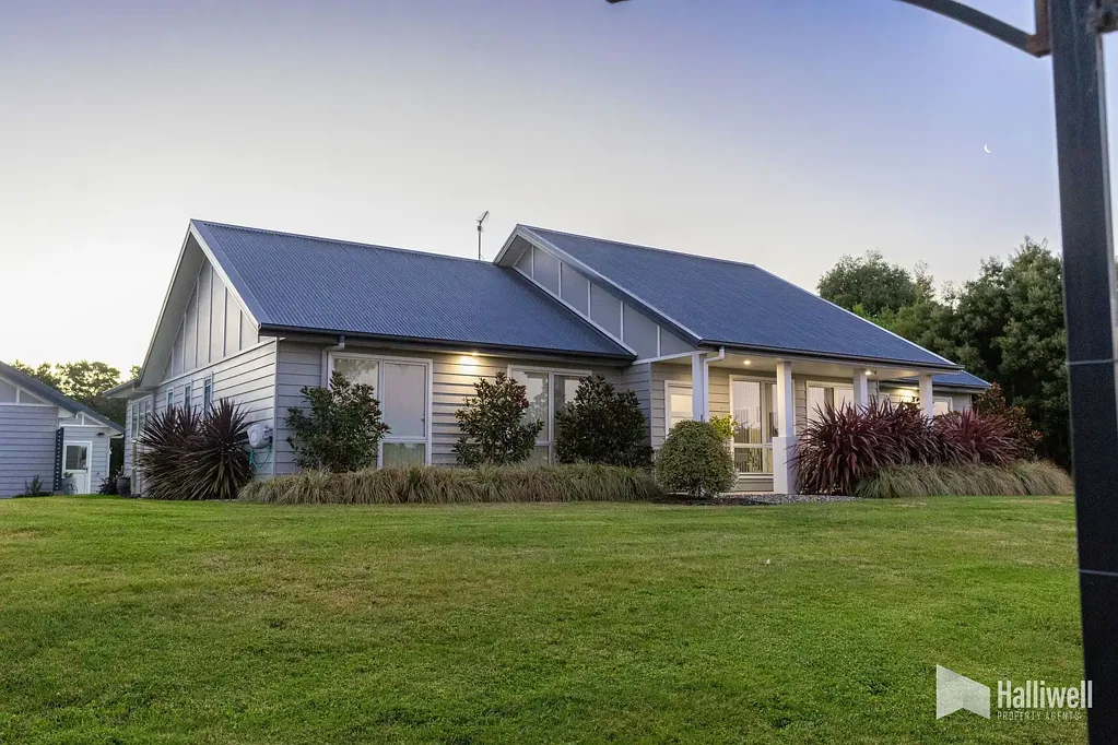 Squeaking Point 5Zimmer The Perfect Blend of Lifestyle, Space & Dual Living