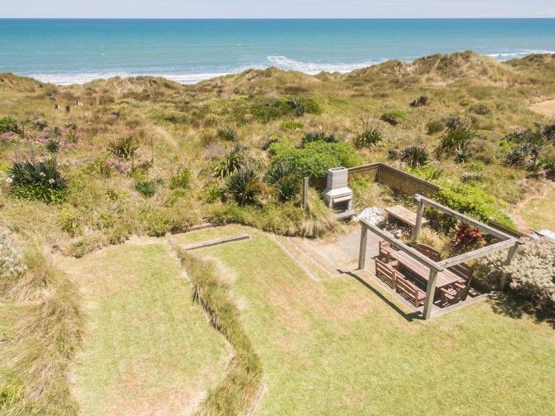 12 Marine Parade South, Foxton Beach, Horowhenua, 4 રૂમ, 0 બાથરૂમ