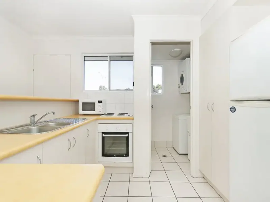 Student and single share accommodation  $270pw! Unlimited internet