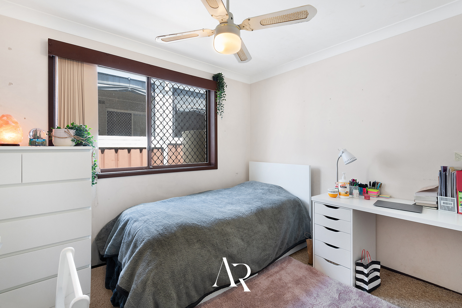 17 QUENTIN ST, BASS HILL NSW 2197, 0房, 0浴, House