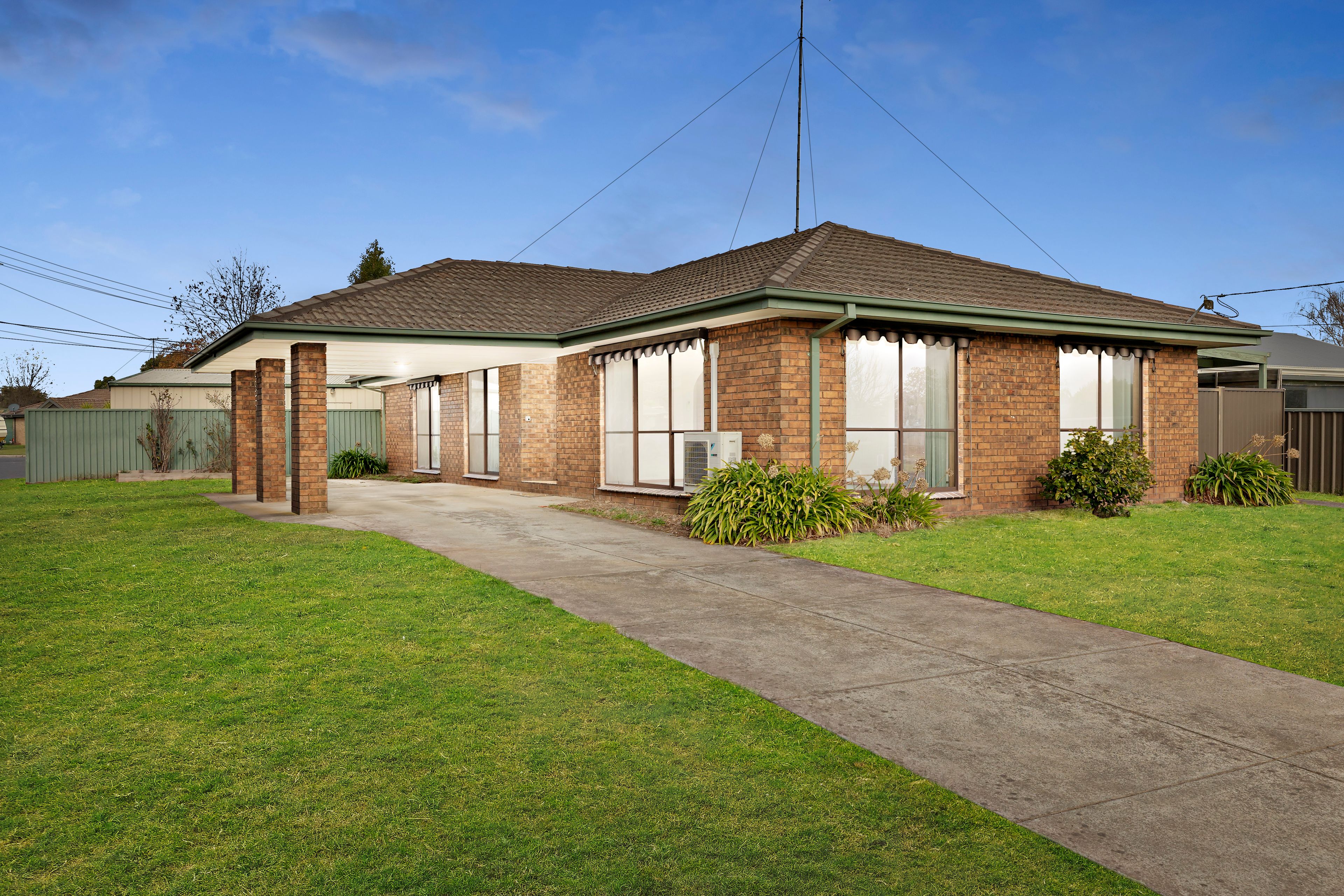 27 GREENHALGHS RD, DELACOMBE VIC 3356, 0房, 0浴, House