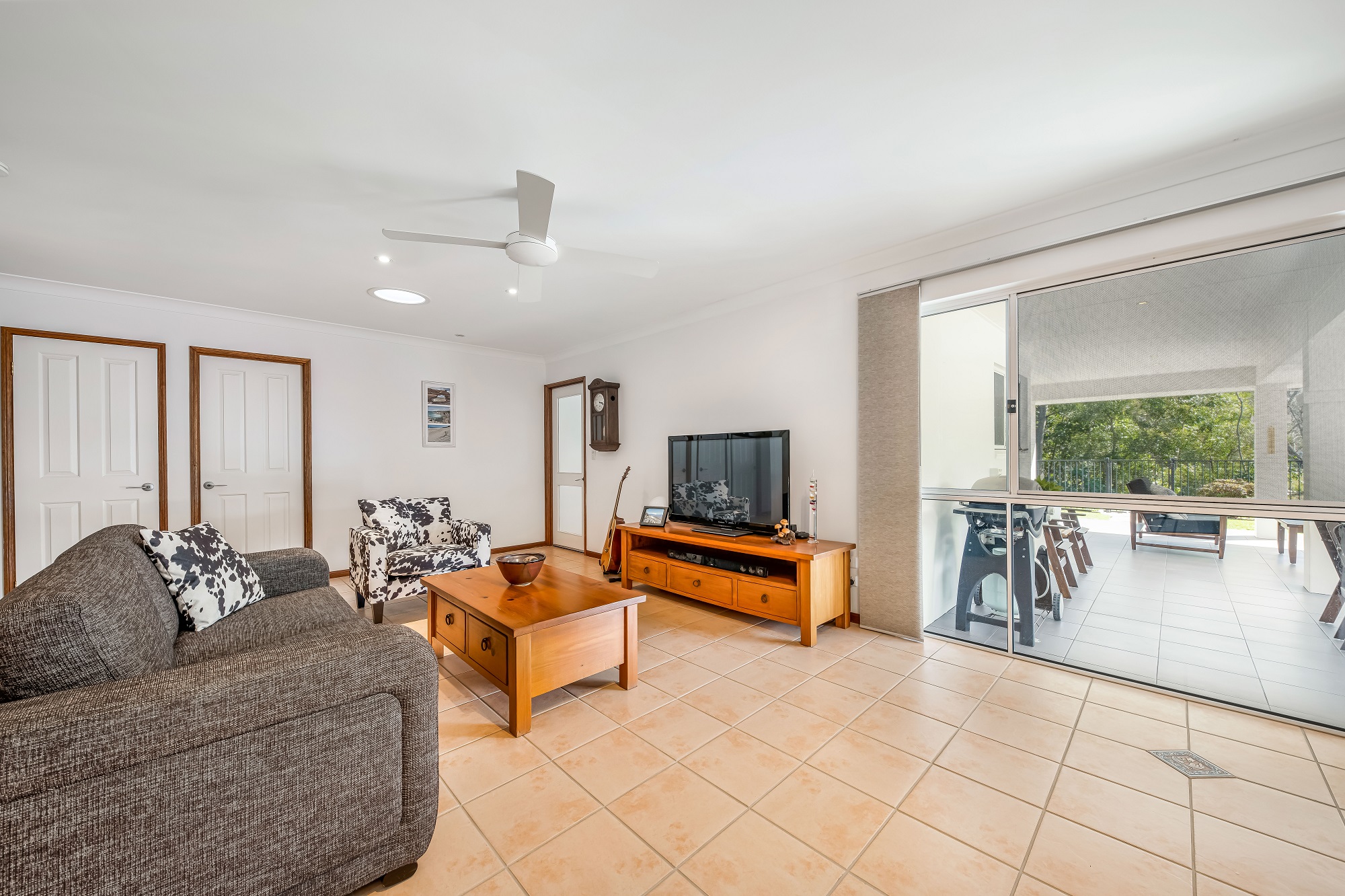 9 OAKDALE DR, SIPPY DOWNS QLD 4556, 0部屋, 0バスルーム, House