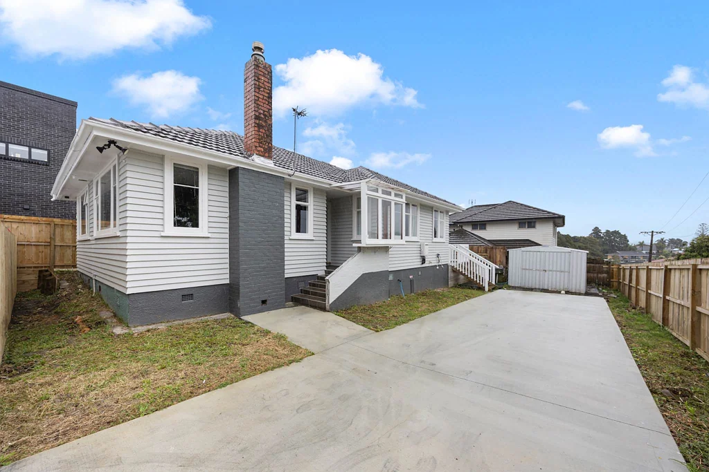 Glen Eden 3部屋 LAST CHANCE BEFORE RENTAL STARTS