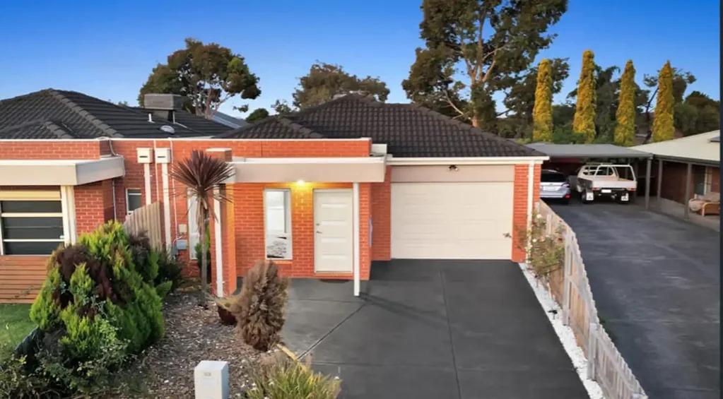 Stylish Family Living with Space, Comfort & Convenience!