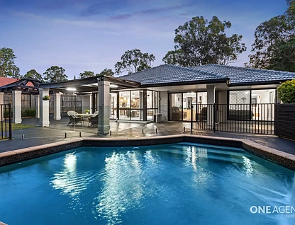 8 Grevillea Place, Forest Lake, Brisbane Western Region, 5 غرف, 2 حمامات, House