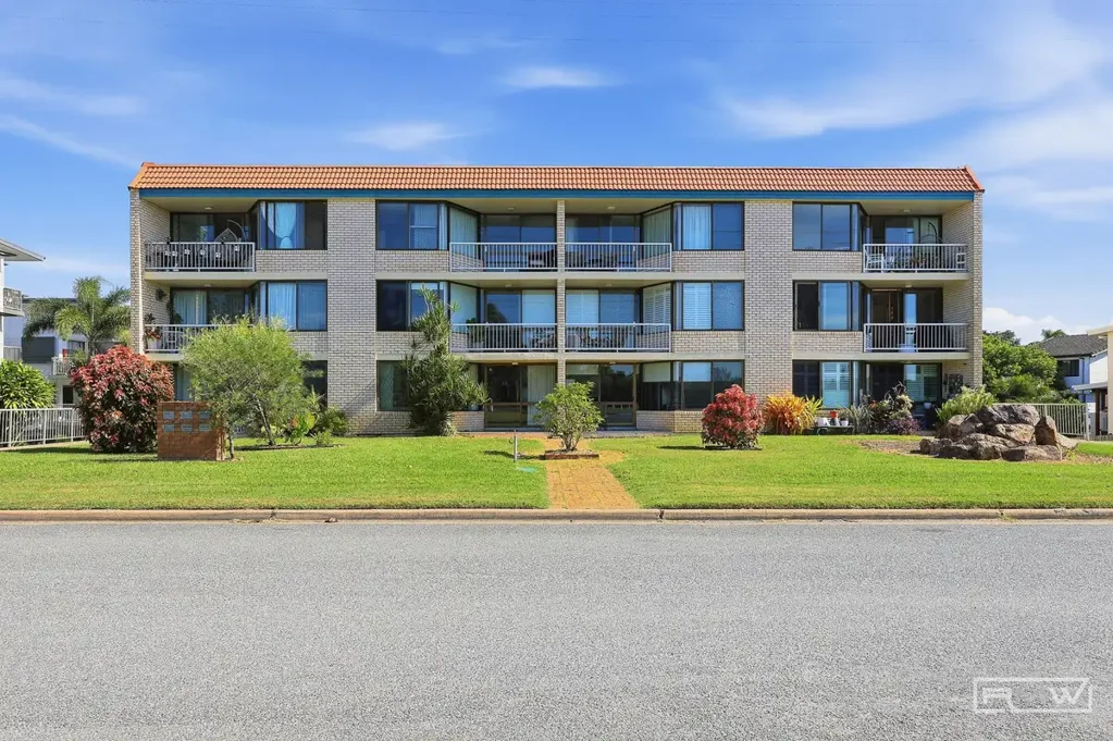 11/92-94 Scenic Highway, Lammermoor, QLD 4703