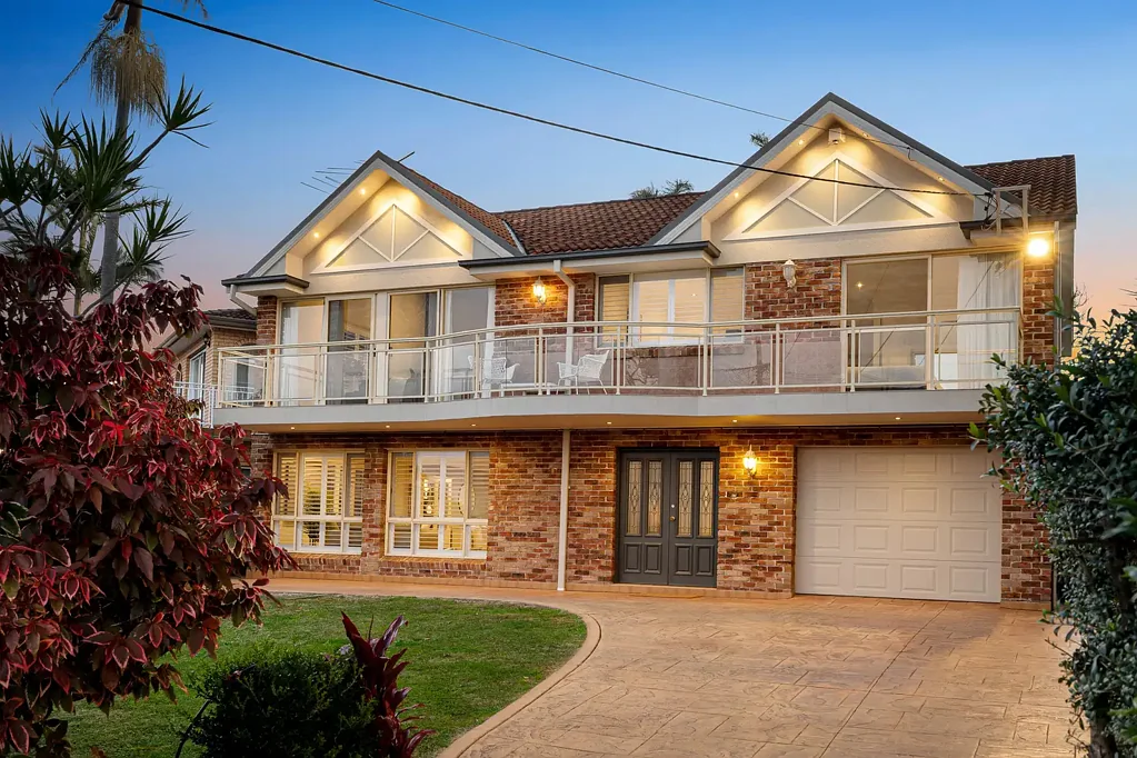 33 Carlton Crescent, Kogarah Bay, NSW 2217