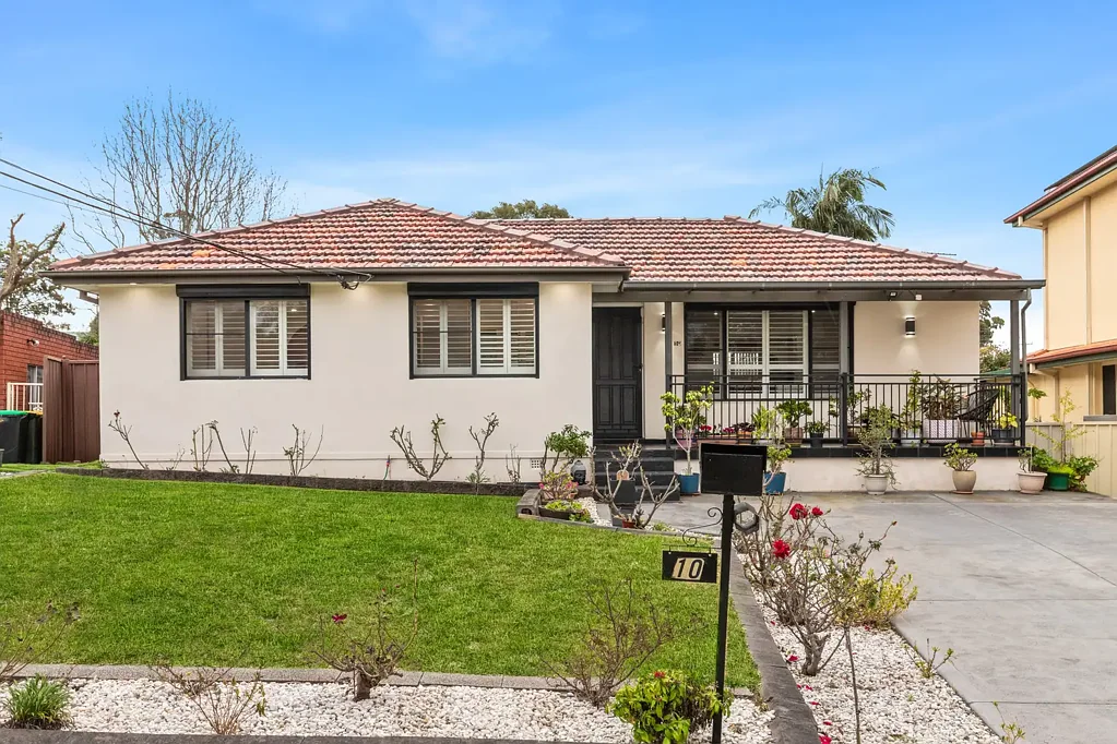 Toongabbie 4Zimmer Family Lifestyle, Walk to Schools and Shops