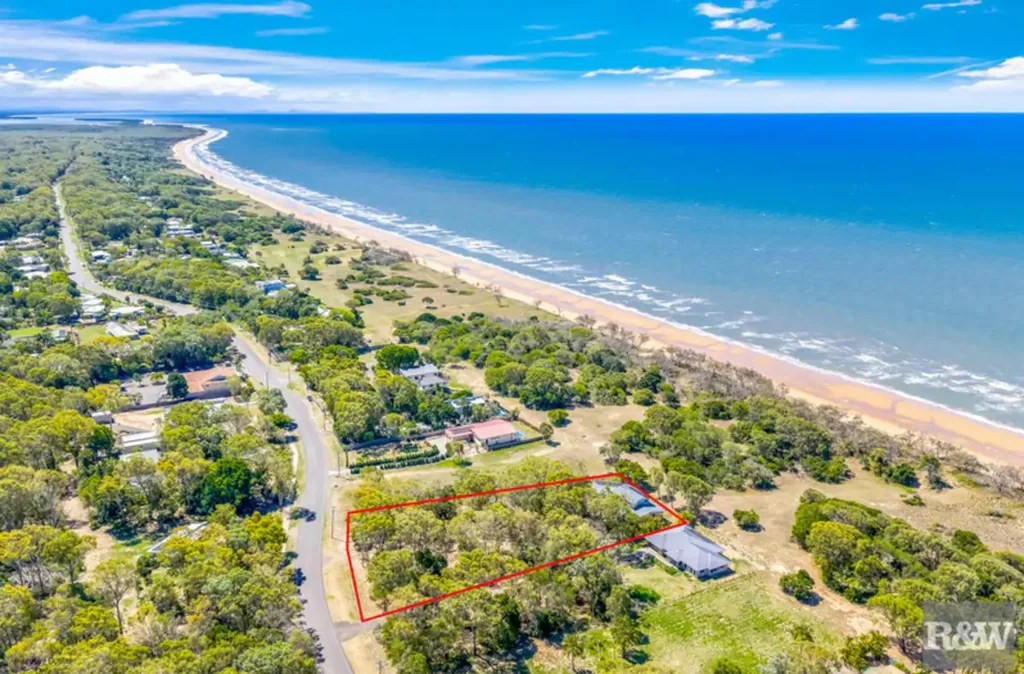Luxury Oceanfront Living on One Acre at Moore Park Beach