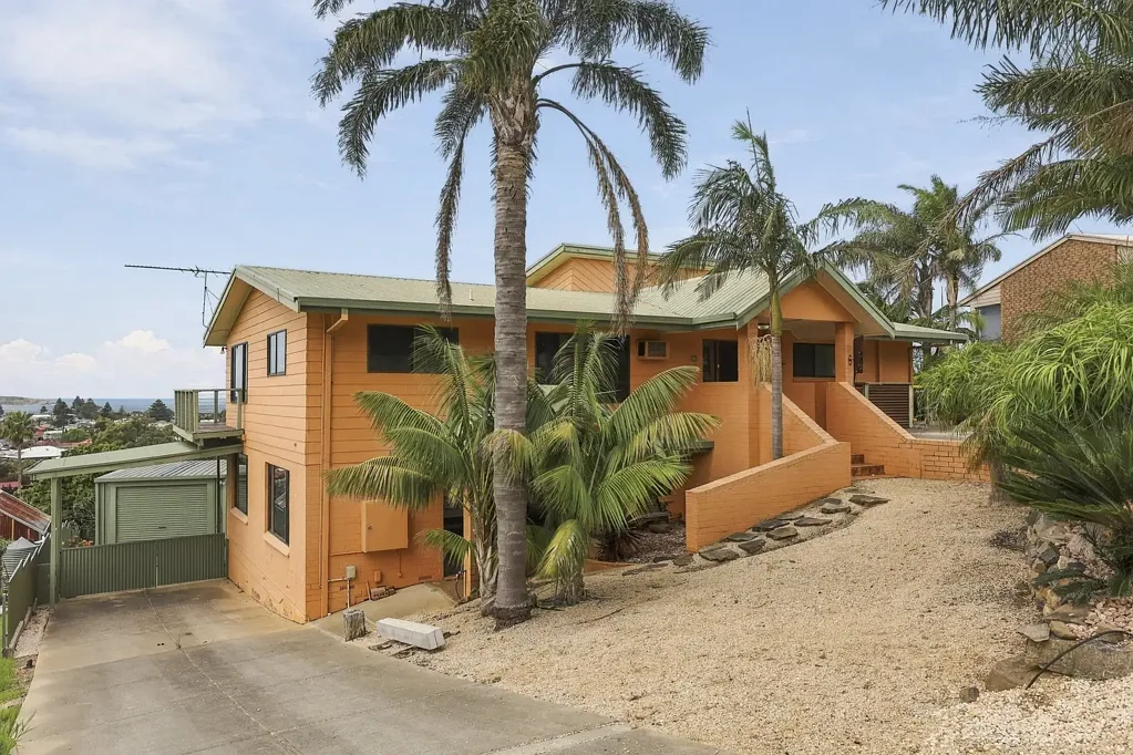 Encounter Bay 7Kwarto A Rare & Versatile Coastal Opportunity - Three Self-Contained Living Zones, One Incredible Property