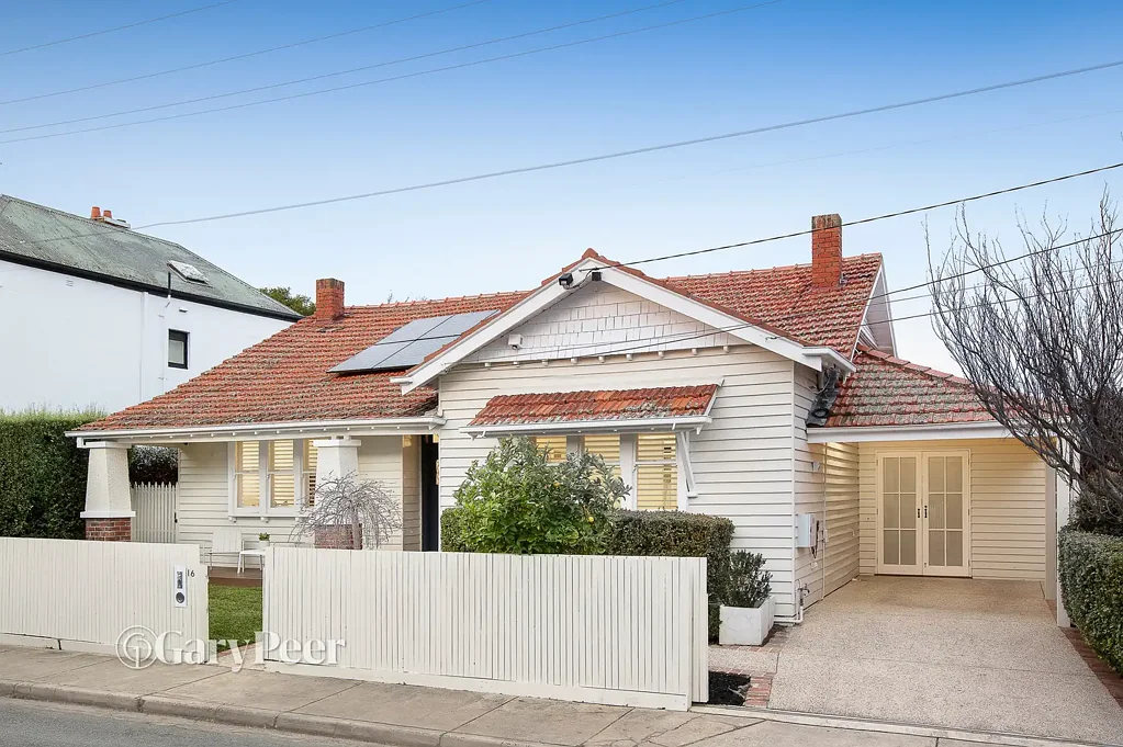 St Kilda East 4房 特色、社区与互联家庭生活 Character, community & connected family living