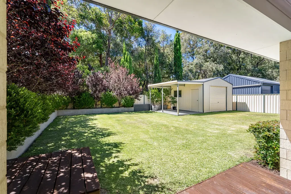 90 Santons Approach, Yalyalup, WA 6280