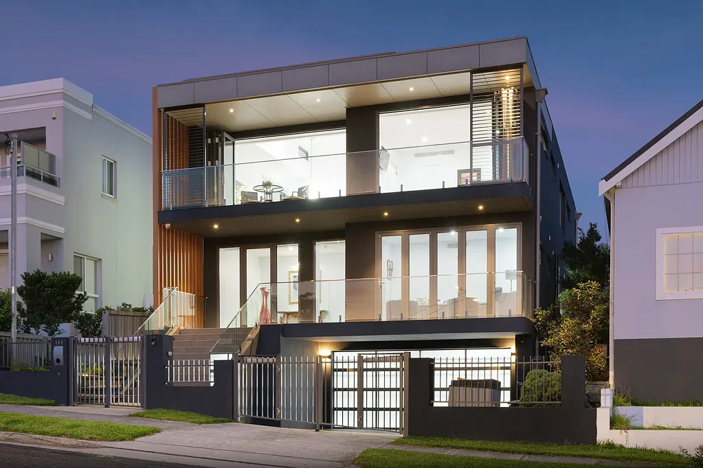 140 Tennyson Road, Tennyson Point, NSW 2111