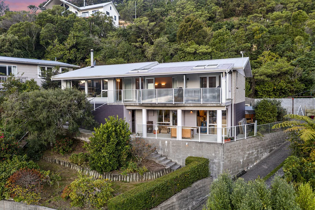 Picton 4Kwarto Space, Versatility & Marina Views