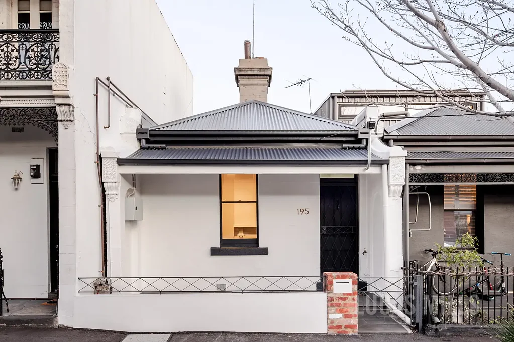 West Melbourne 2Kwarto Timeless Terrace that’s Full of Surprises
