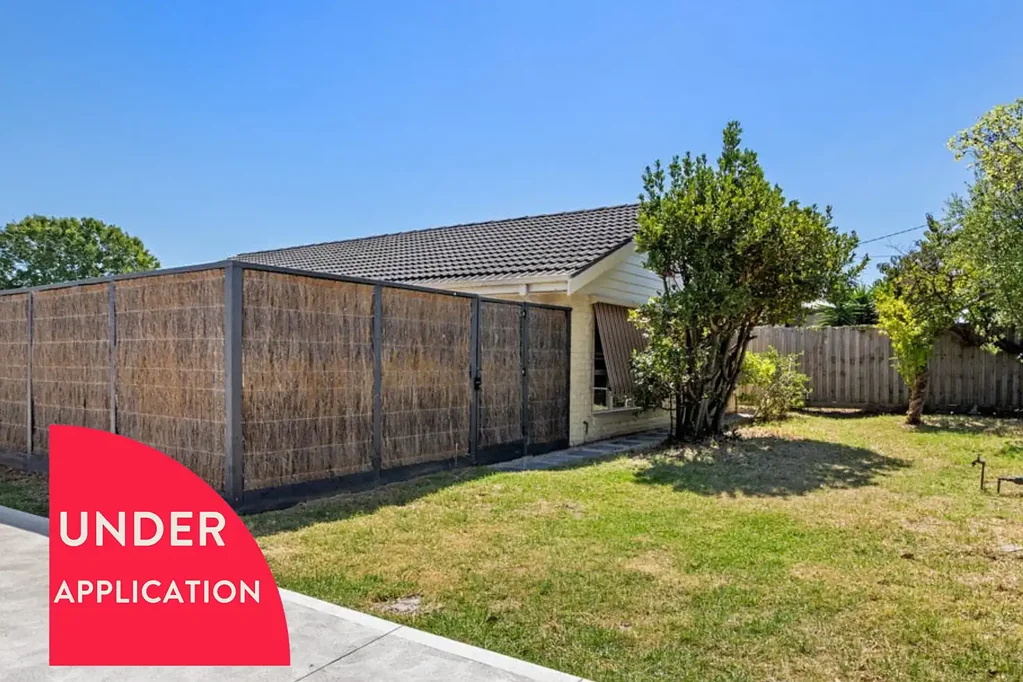 3 Bedroom Home on Low Maintenance Block.