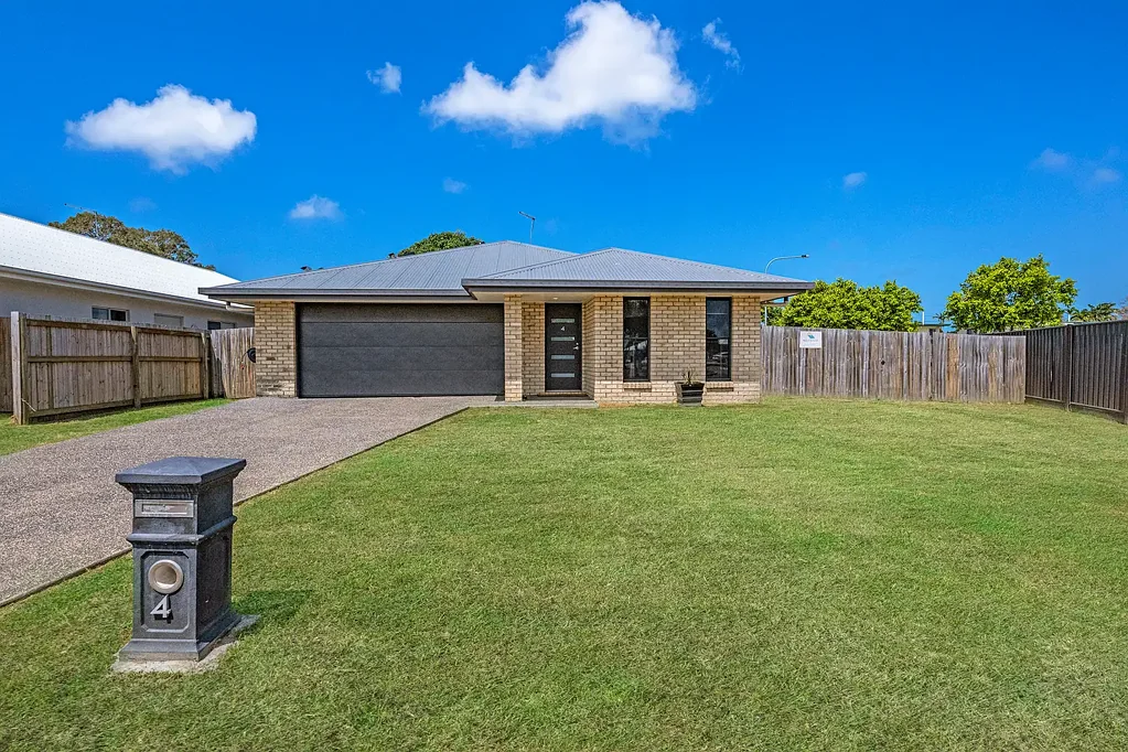 4 Somerset Drive, Andergrove, QLD 4740