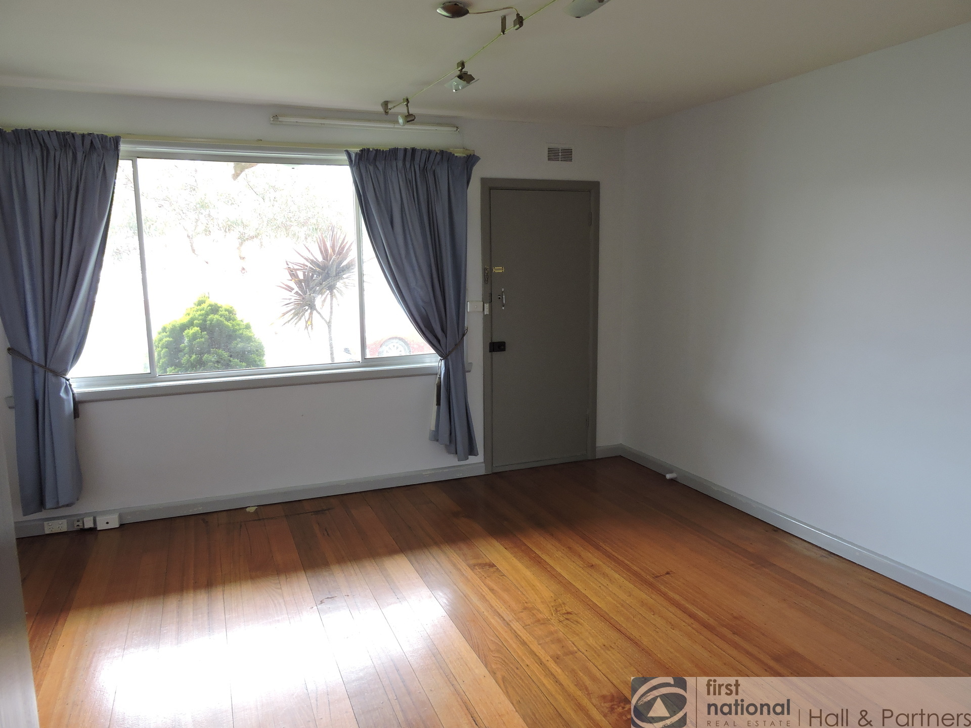 UNIT 2 33 GLADSTONE RD, DANDENONG VIC 3175, 0房, 0浴, Unit