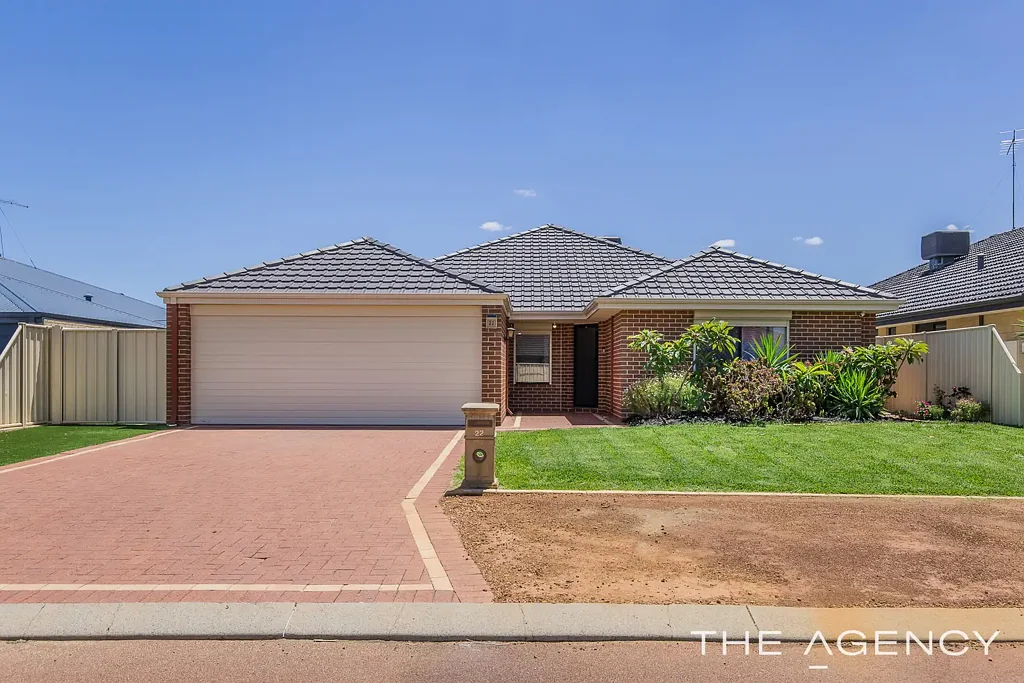 22 Highcliffe Circle, Lakelands, WA 6180