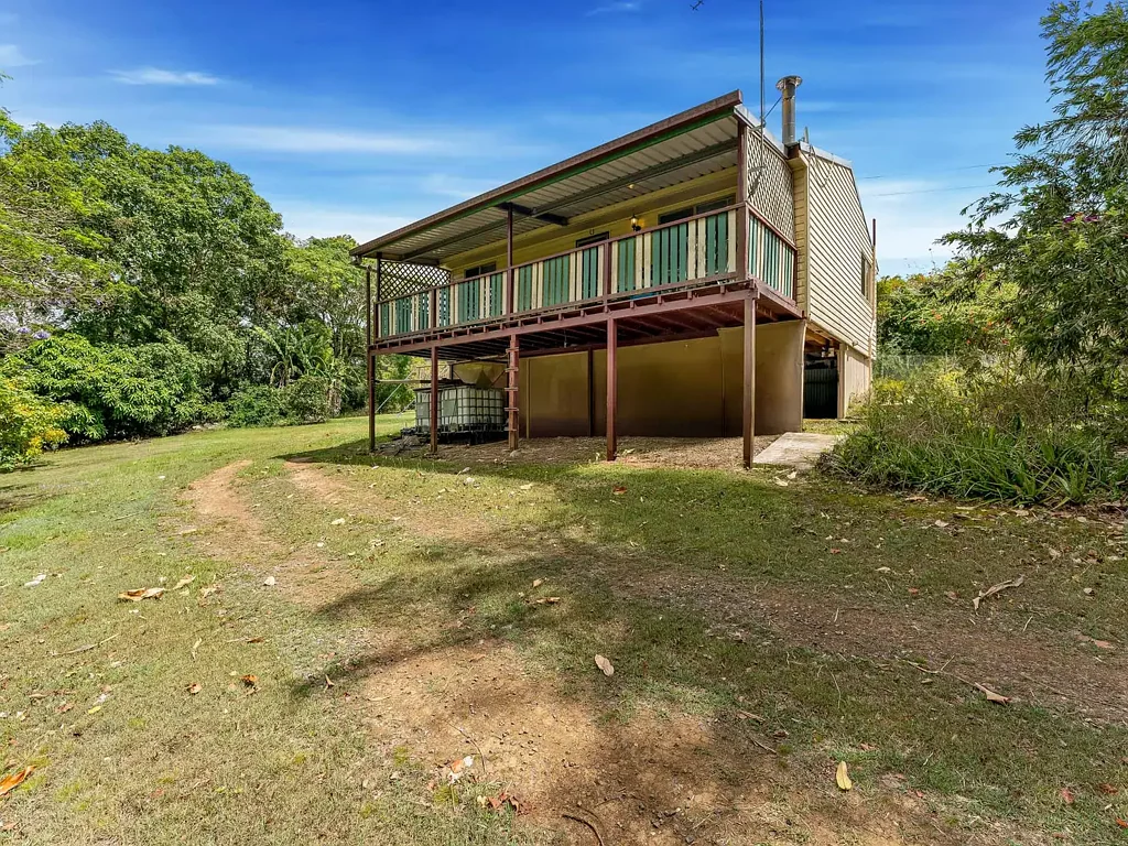 8 Larner Street, Tiaro, QLD 4650