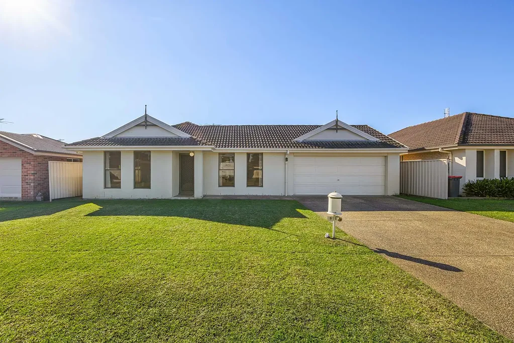 Cessnock 3 Bedroom Quality 3 Bedroom Home