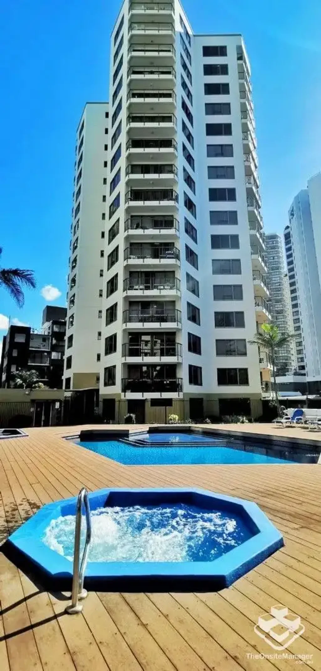 1 Bedroom Apartment Surfers Paradise