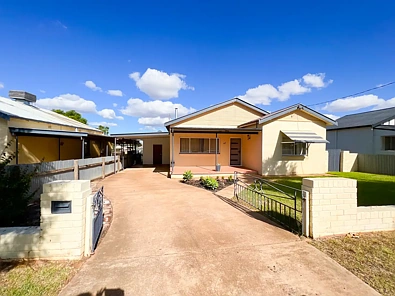43 Mitchell Street, Parkes, NSW 2870, 3 slaapkamers, 1 badkamers, House