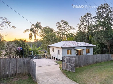 Gympie 3 Slaapkamer Edge-of-Town Living with Plenty to Offer