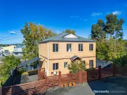 2/9 Jackson Street, Mowbray