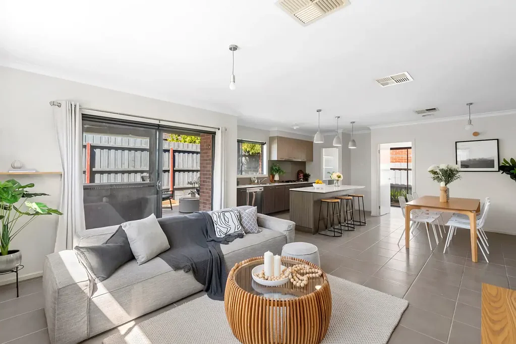 Armstrong Creek 3房  For Investors only