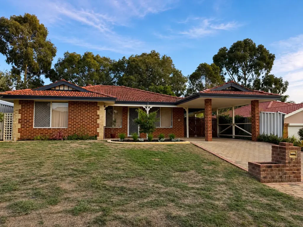 Fresh Home in Prime Locale!