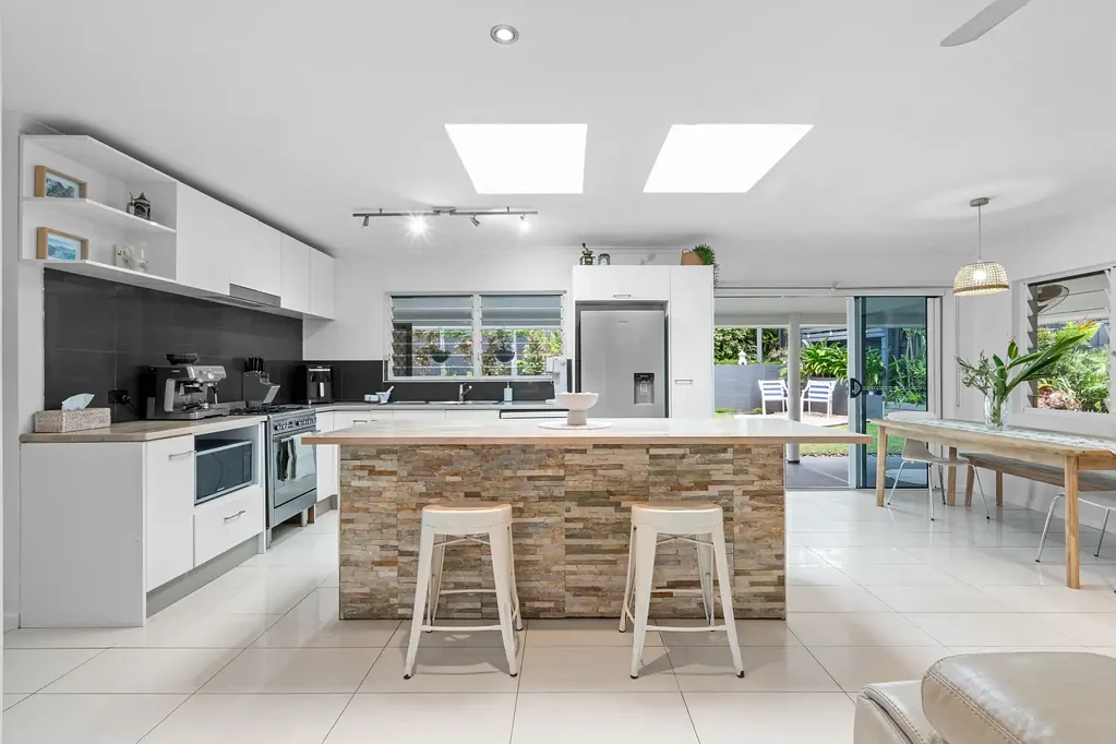 15 Talasea Street, Trinity Beach, QLD 4879