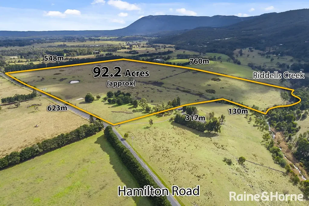 New Gisborne  LARGE ACERAGE WITH PANORAMIC VIEWS!