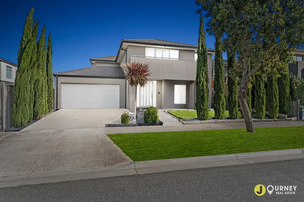 Mickleham 5Moenga Luxury, Space & Family Living on 544 sqm