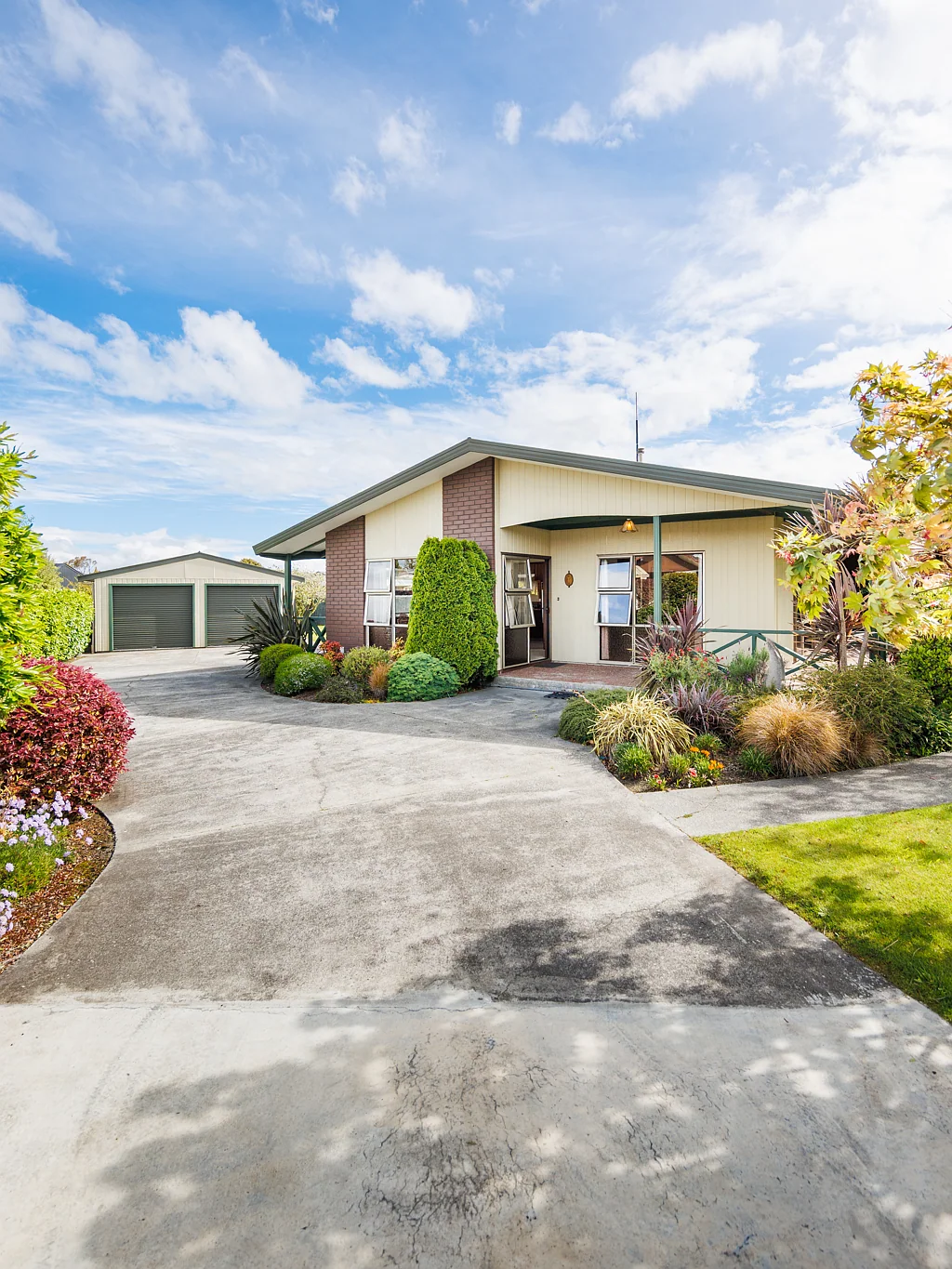 Feilding 4房  Authentically eighties