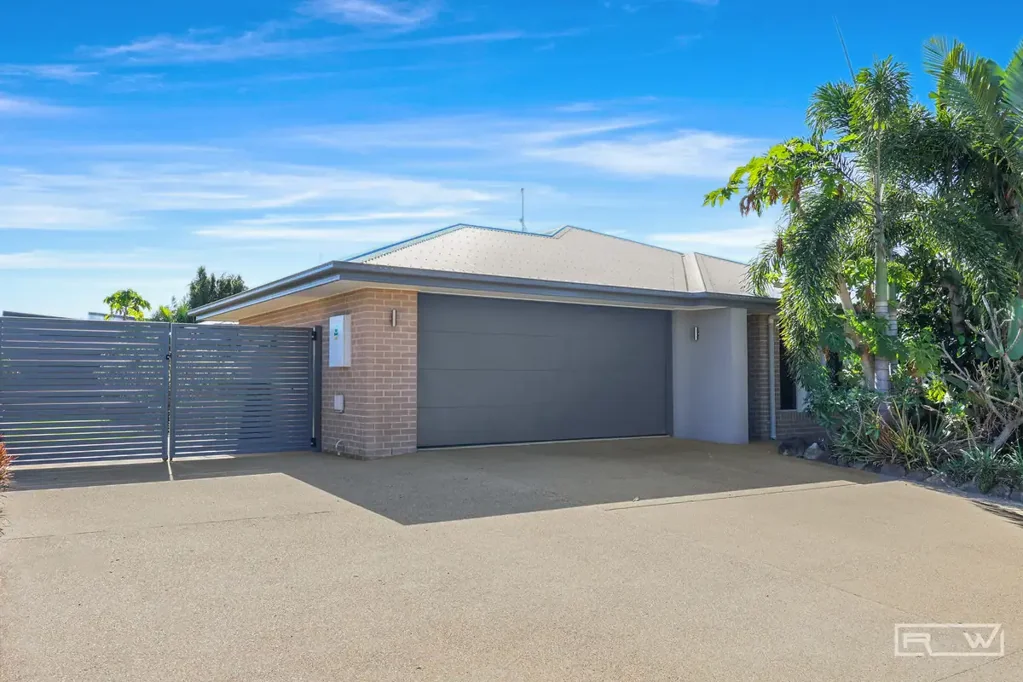Family Comfort Meets Coastal Convenience in Taranganba!