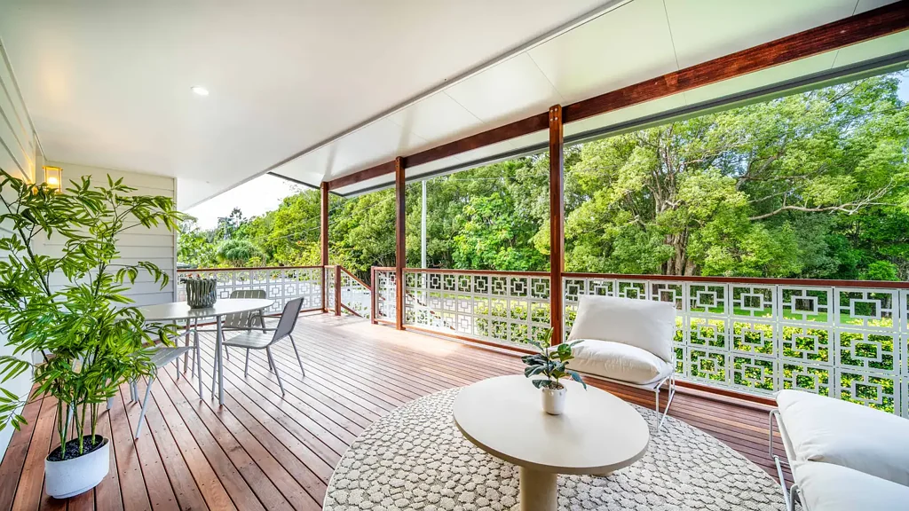 Mullumbimby 4غرفة نوم Stunning Renovated Character Home + Approved 2nd Dwelling on Elevated Setting