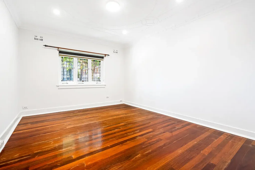 Art Deco Two Bedroom Apartment