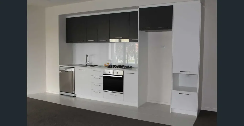 STYLISH 2 BEDROOM APARTMENT IN LOVELY UNI HILL ESTATE