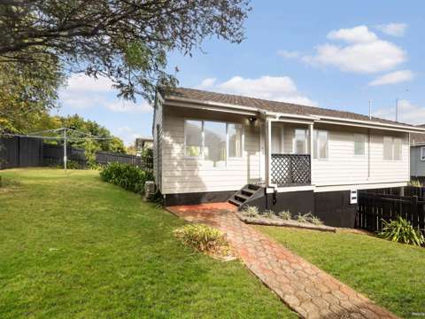 Avondale 3部屋 Opportunity Knocks - Prime Location!